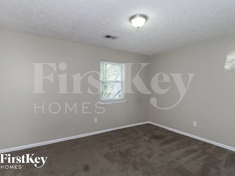 200 Parkmont Ct — Photo 15