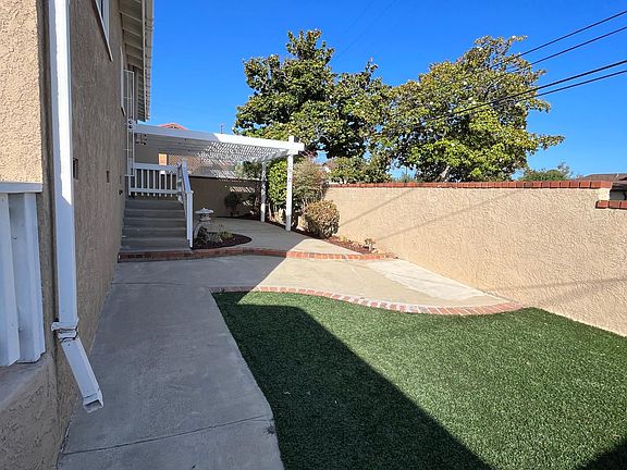 5th image of 2663 Loftyview Dr