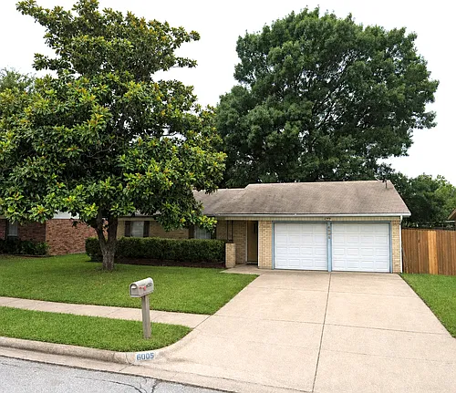 6005 Stardust Dr S Photo 1