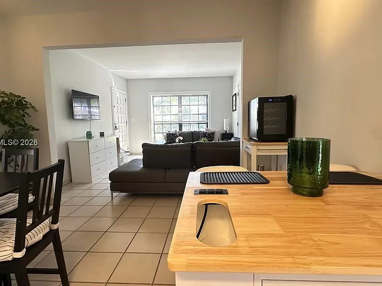 2475 SW 24th Ter — Photo 14