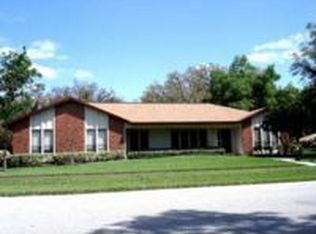 7545 Lake Dr, Belle Isle, FL 32809