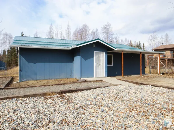 3005 Vfw St, North Pole, AK 99705