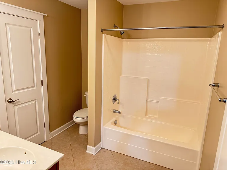 1801 Fox Den Way #2 — Photo 20