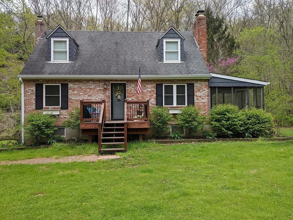 5273 Wolfpen Pleasant Hill Rd photo 1