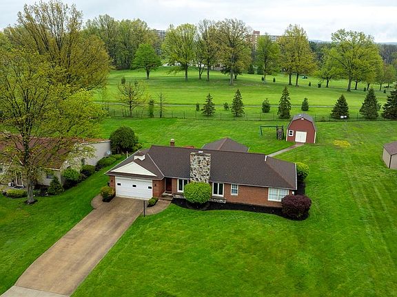 2nd image of 2251 Pine Ridge Dr