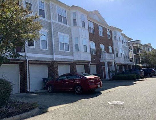 4th image of 653 Claire Ln