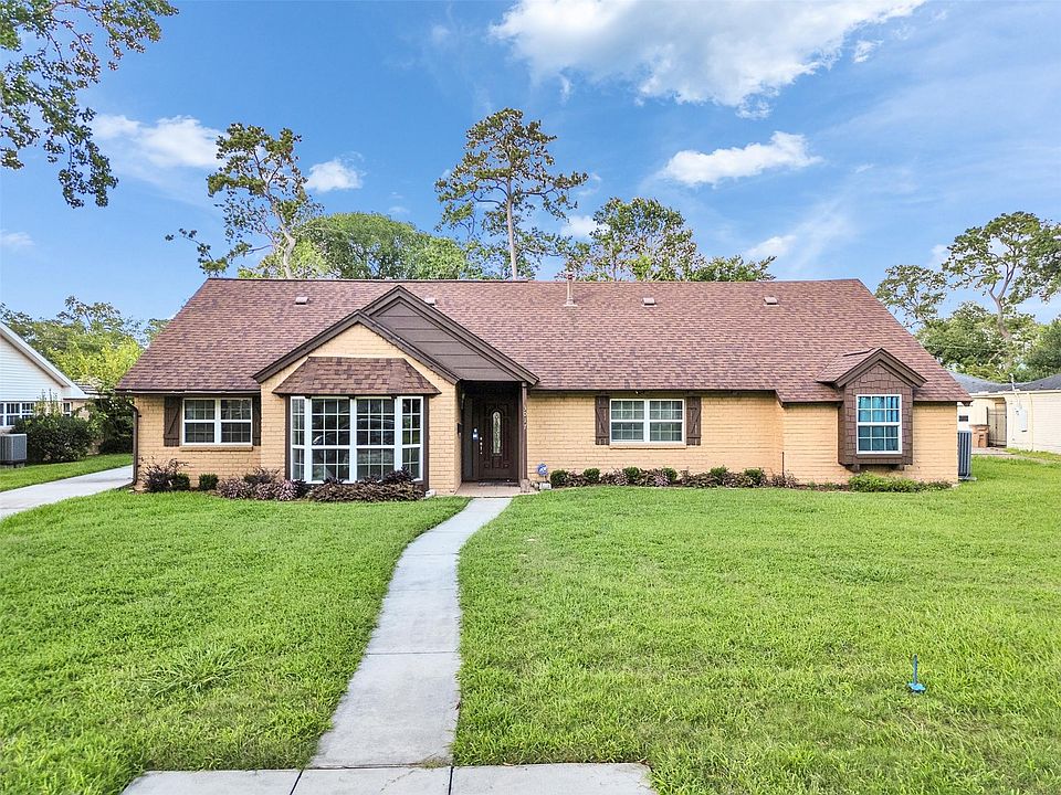 1st image of 3017 Inwood Dr