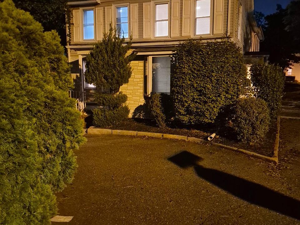 1st image of 185 Washington Rd