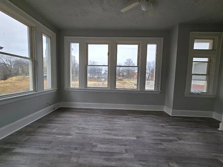 579 Blair Ave — Photo 8