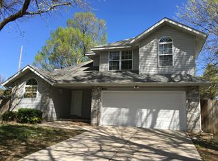 4061 W Watkins St, Springfield, MO 65802