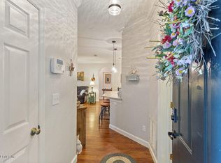 13810 Sutton Park Dr #319, Jacksonville, FL 32224