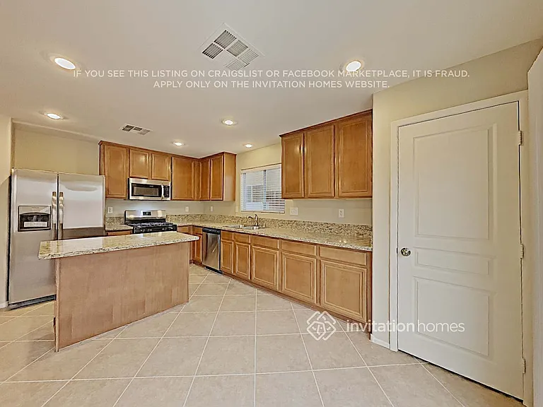 11675 Tierney Creek Dr — Photo 12