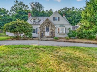 85 Ann St, Dover Town, NJ 07801