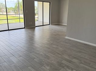 4728 Orange Grove Blvd APT 12, North Fort Myers, FL 33903