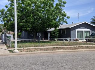 1000 4th St, Orange Cove, CA