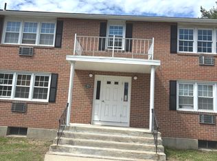 25 Grandview Dr, Farmington, CT 06032
