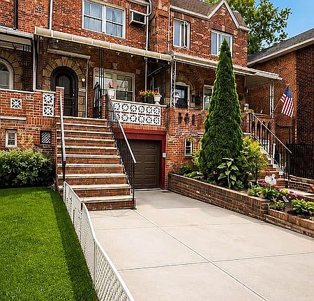 2nd image of 4755 Bedford Ave