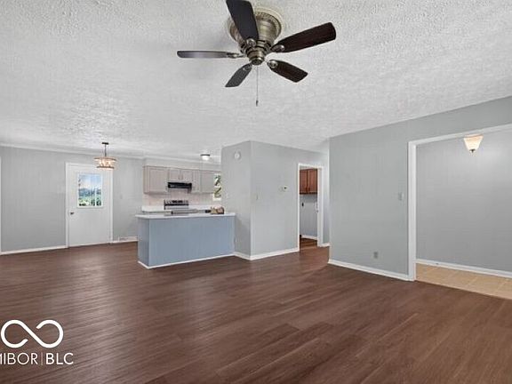 5th image of 953 Radio Ln