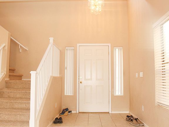 5th image of 8935 W Hilton Ave