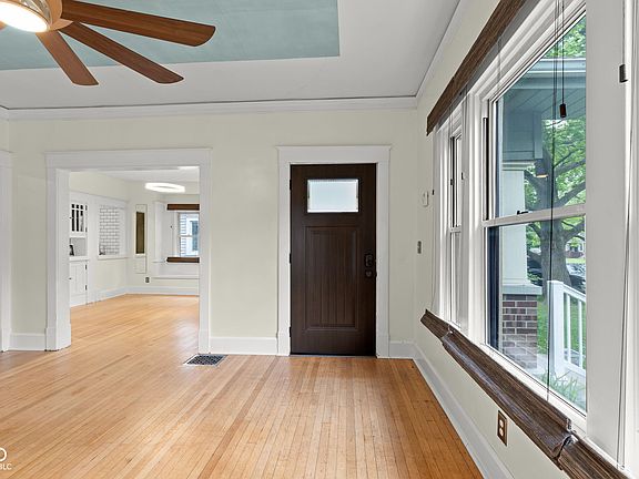 5th image of 721 N Riley Ave