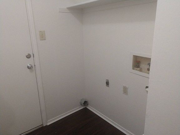 5th image of 1204 Heron Ct