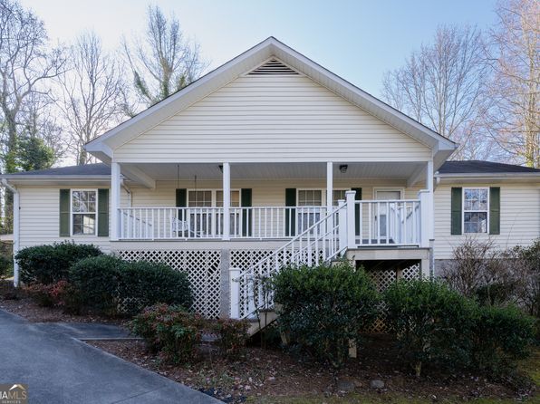266 Short Ave, Cornelia, GA 30531