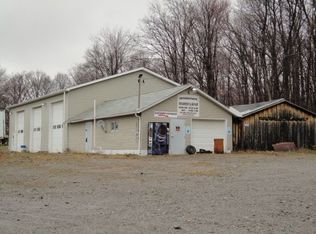 1515 Clintonville Rd, Harrisville, PA 16038