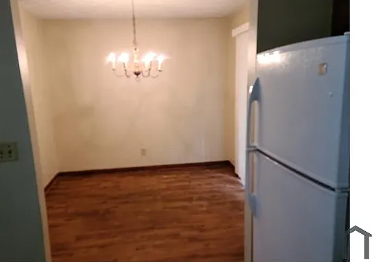 3 bed, 1300 sqft, $1,875 — Photo 4