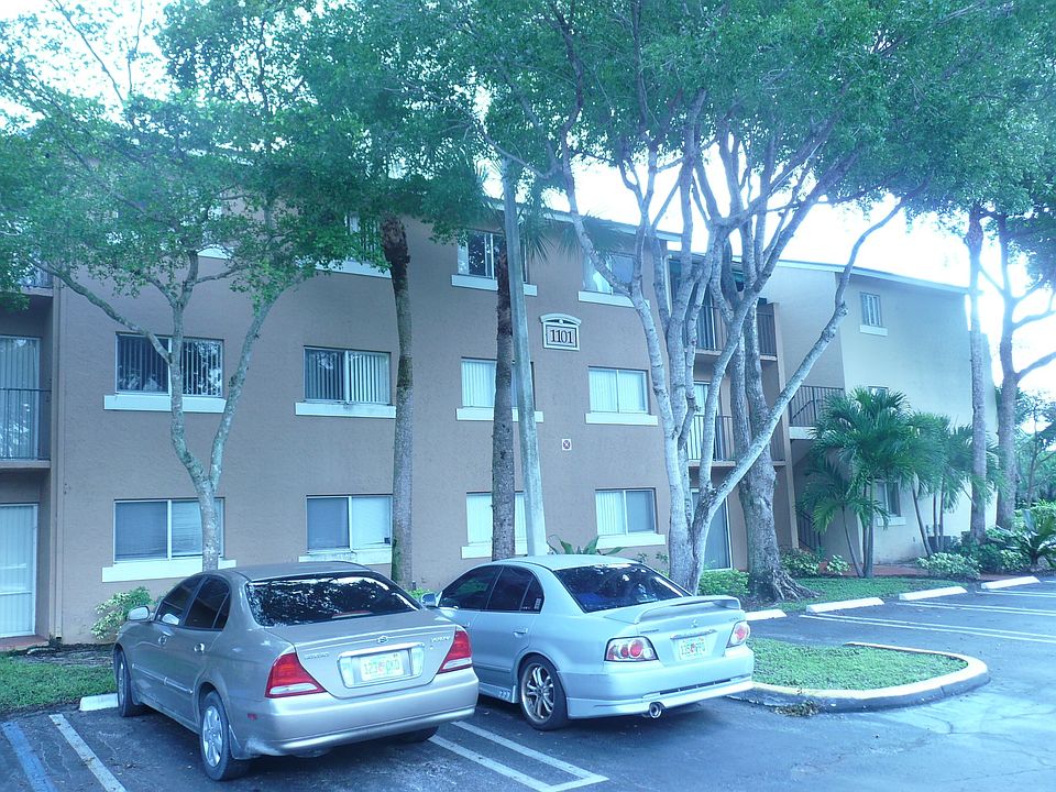 1st image of 1101 N Benoist Farms Rd APT 103