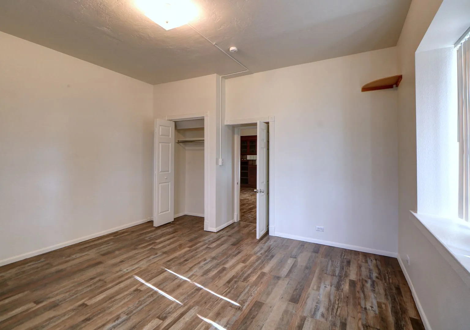 311 Springville Duplex — Photo 4