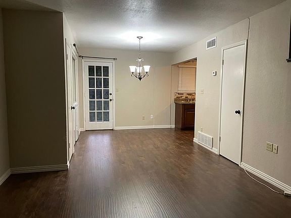 5th image of 105 N Heights Dr APT B