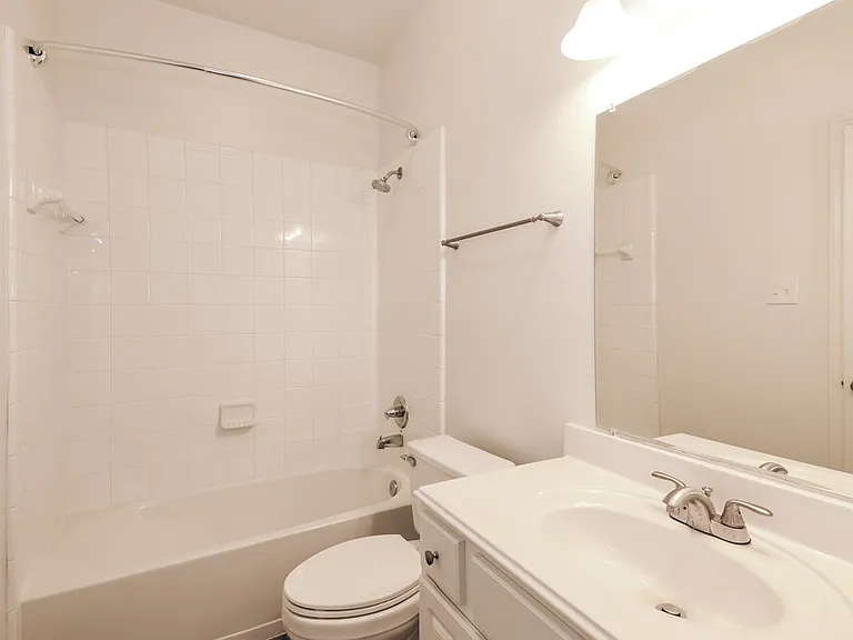 403 Cedar Lake Dr — Photo 15