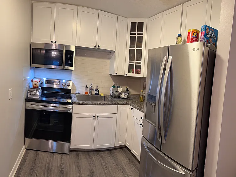 416 Belgrade Ave #6 — Photo 3