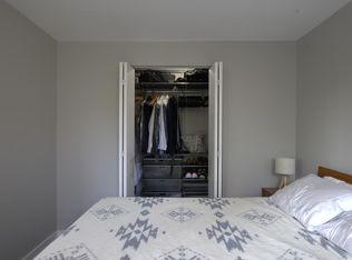 70 W Burton Pl APT 306, Chicago, IL 60610