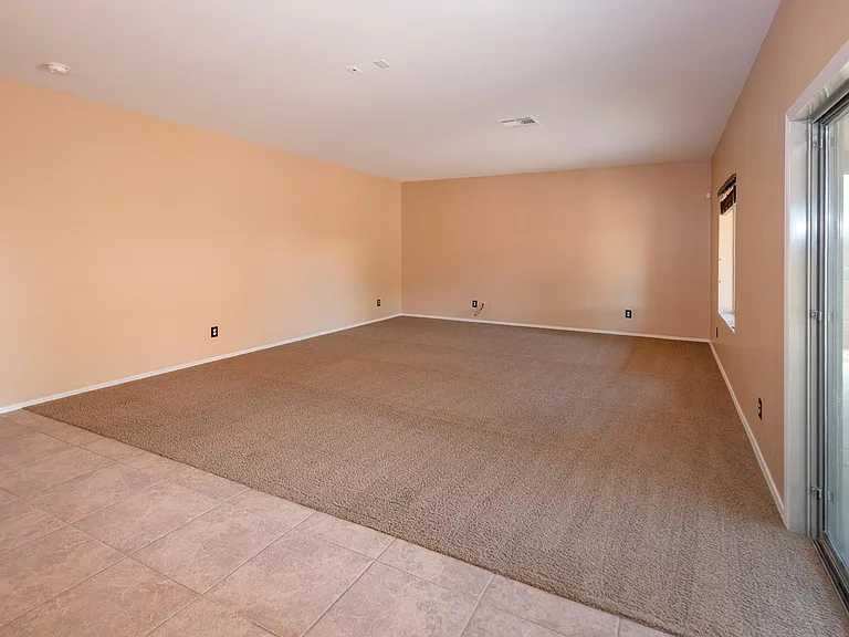 17754 W Bloomfield Rd — Photo 9