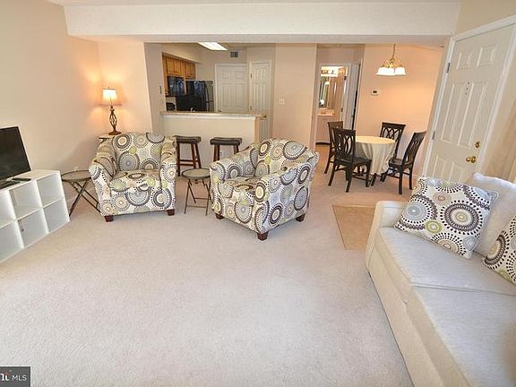 5th image of 1601 Airy Hill Ct #10A