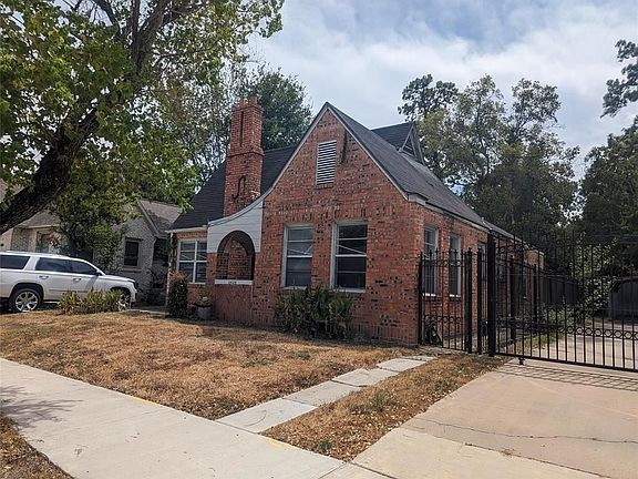 2nd image of 2628 Oakdale St