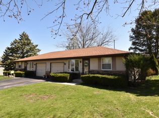 637 S 6th St #639, Delavan, WI 53115