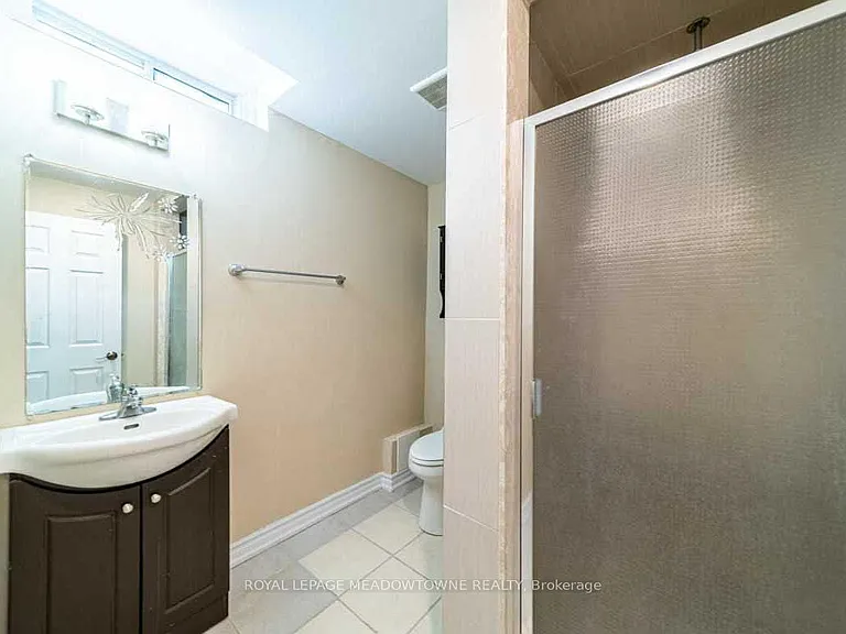 1036 Yates Dr — Photo 10