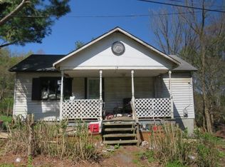 13 Keystone St, Burgettstown, PA 15021