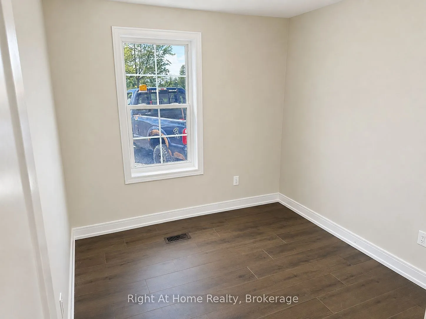 2 bed, $1,800 — Photo 4