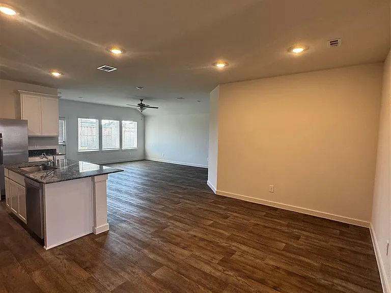 6107 Jasper Hill Dr — Photo 11