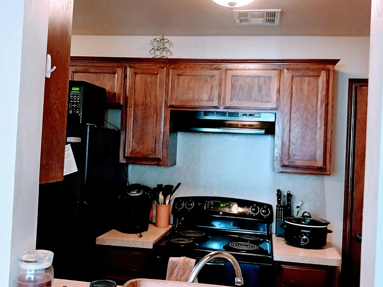 419 W Comanche St — Photo 11