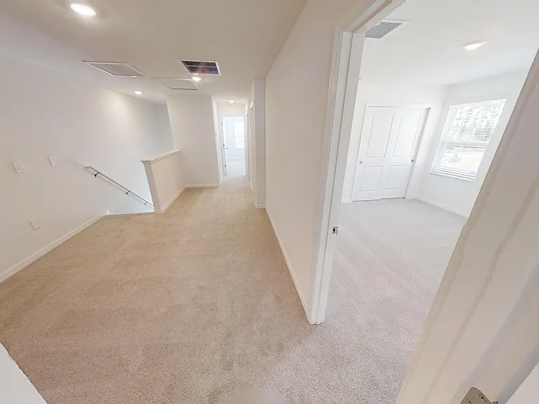 1129 Bradford Park Dr — Photo 11