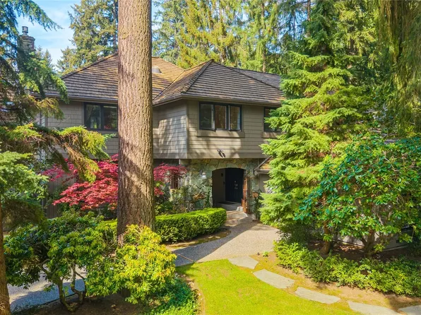 11726 NE 41st Street, Kirkland, WA 98033