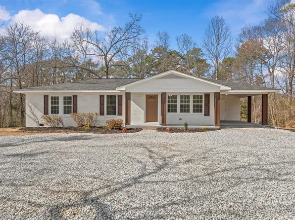 326 Kenneth St, Seneca, SC 29691