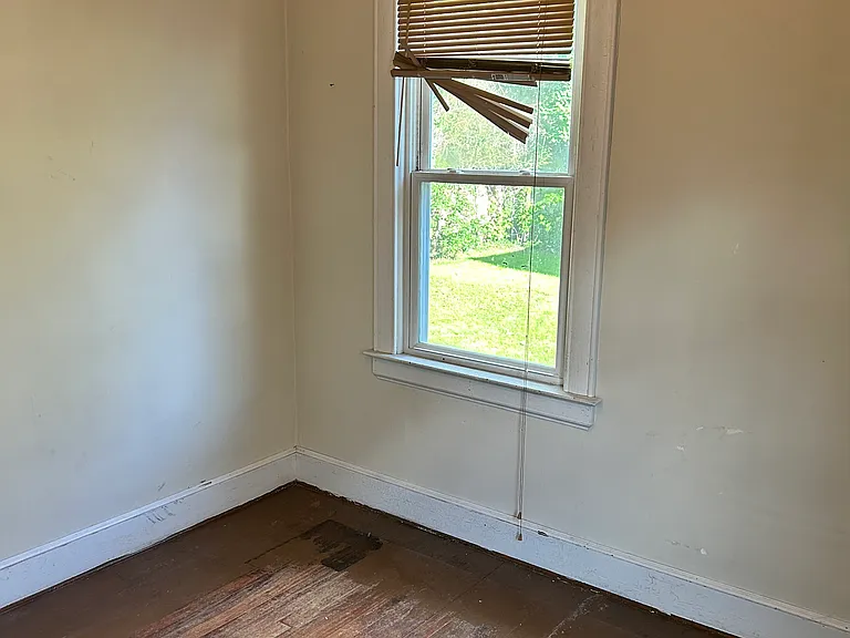 28 Jackson St #1 — Photo 11