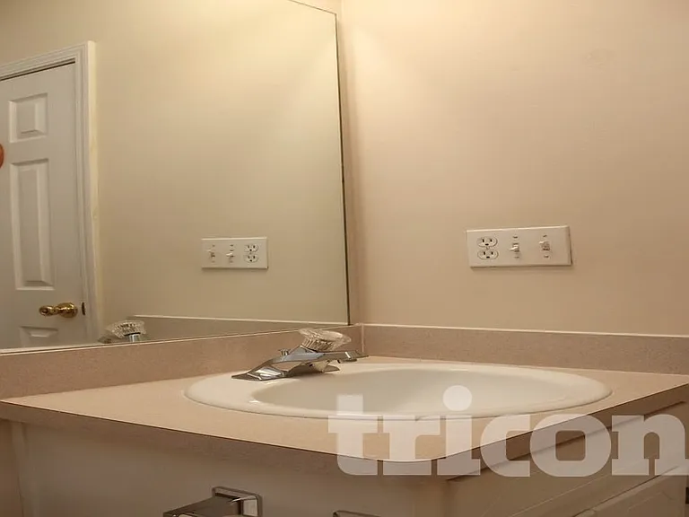 70 Aiken Way — Photo 10