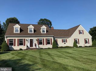 1091 Heather Dr, Westminster, MD 21158