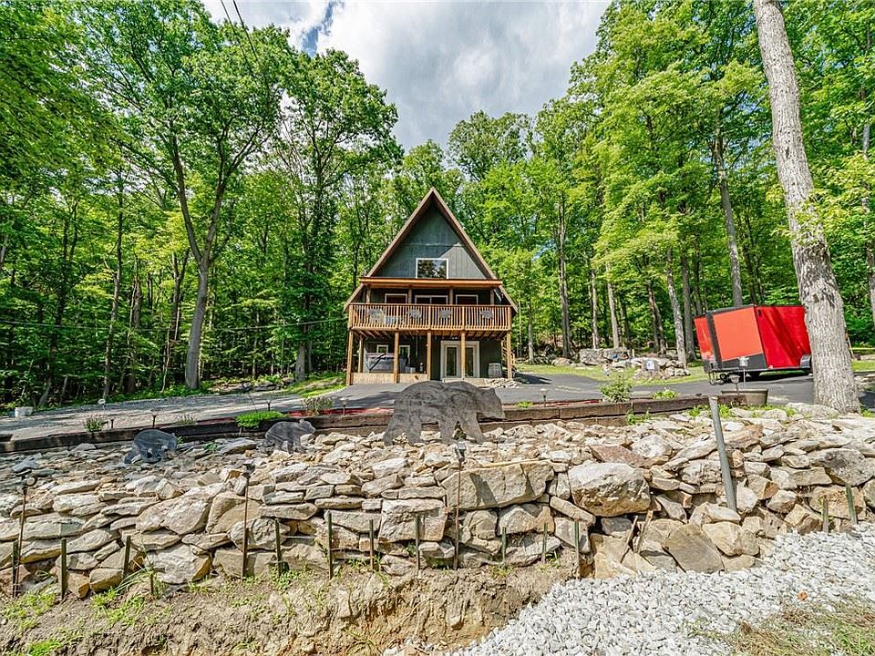 1st image of 236 Snowshoe Rd